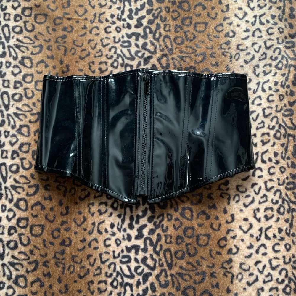 Goth Black patent leather Corset Belt